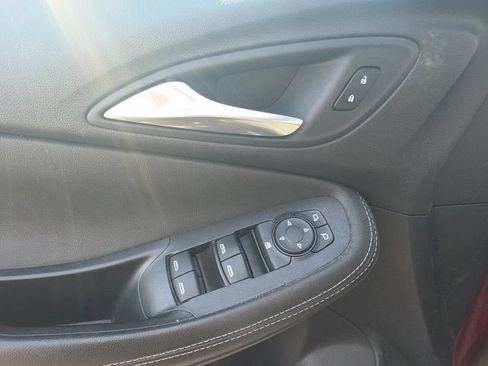 Used 2023 Buick Encore GX Preferred w/ Cold Weather Comfort Package AWD/4WD image 13