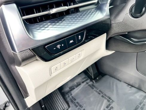 Certified 2024 Kia Carnival SX Prestige image 18