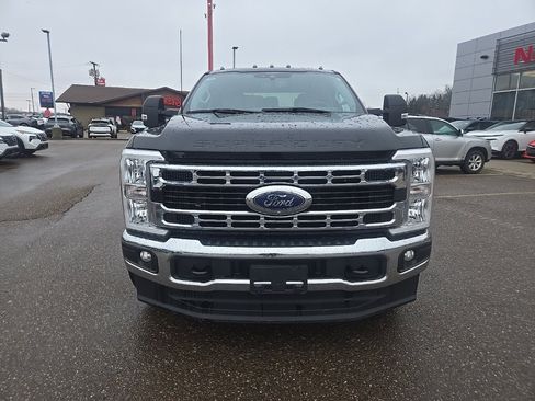 Used 2023 Ford F350 XLT w/ 360-Degree Camera Package image 2