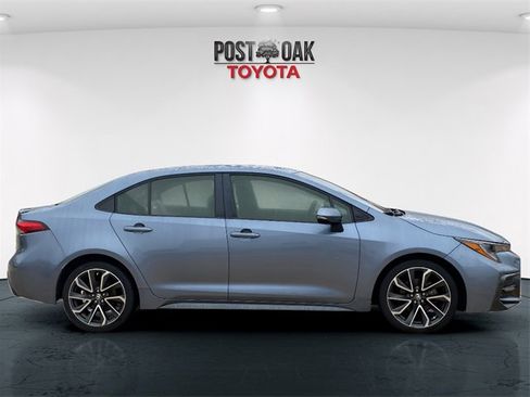 Used 2021 Toyota Corolla XSE w/ Advanced Lighting Package image 8