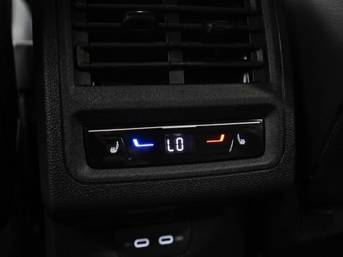 Used 2024 Volkswagen Golf R AWD/4WD image 15