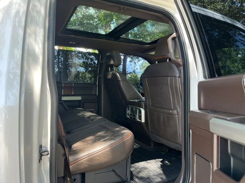 Used 2017 Ford F250 King Ranch w/ King Ranch Ultimate Package AWD/4WD image 20
