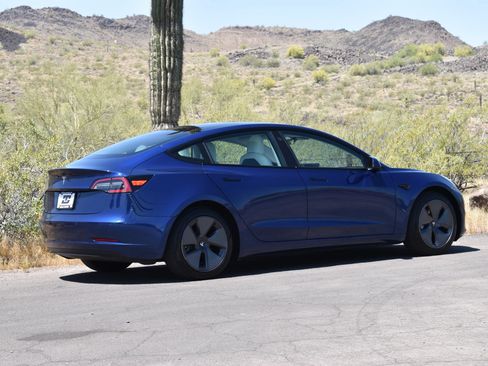 Used 2023 Tesla Model 3 Long Range AWD/4WD image 8
