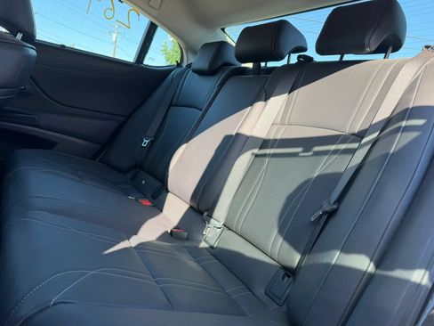 Used 2024 Lexus ES 300h Ultra Luxury w/ Accessory Package (Z2) FWD image 13