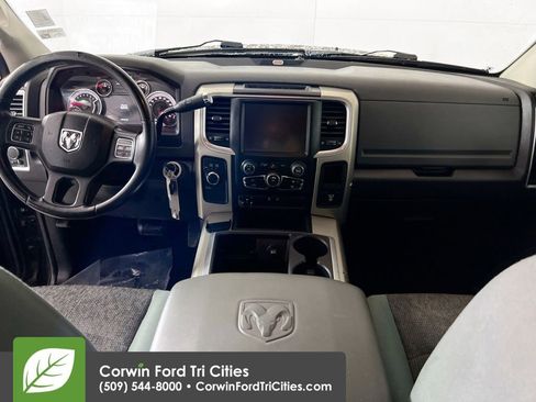 Used 2014 RAM 3500 SLT w/ Luxury Group image 7