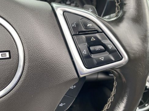 Used 2022 Chevrolet Camaro LT image 20