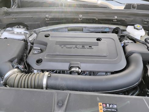 Used 2023 Buick Envision Essence w/ Sport Touring Package AWD/4WD image 38