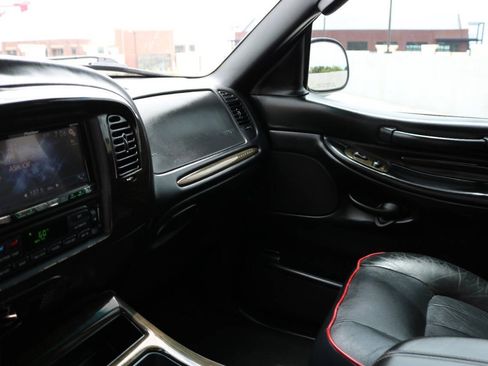 Used 2002 Lincoln Blackwood RWD image 81
