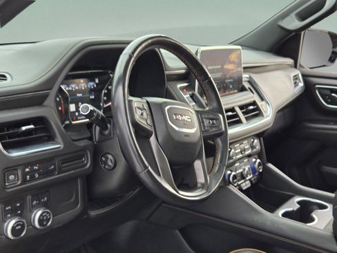 Used 2021 GMC Yukon XL AT4 w/ Rear Media and Nav Package AWD/4WD image 29
