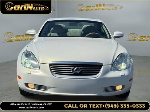 Used 2003 Lexus SC 430 Convertible image 2