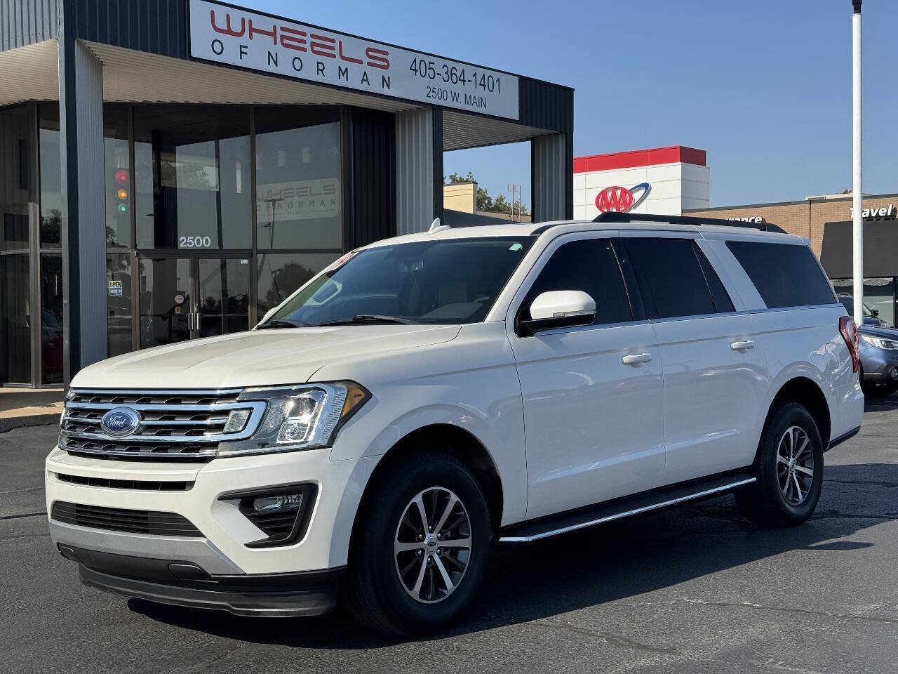 Used 2019 Ford Expedition Max XLT w/ Equipment Group 202A RWD image 1