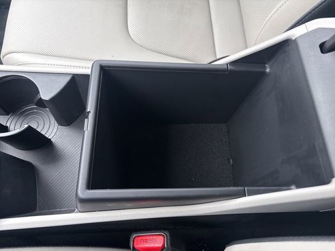 Used 2025 Kia Sportage EX image 31