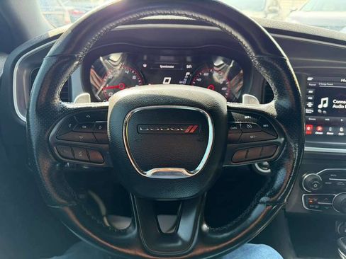 Used 2020 Dodge Charger SXT w/ Blacktop Package image 8