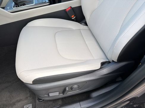 New 2026 Kia Sportage EX w/ EX Panorama Roof Package FWD image 21