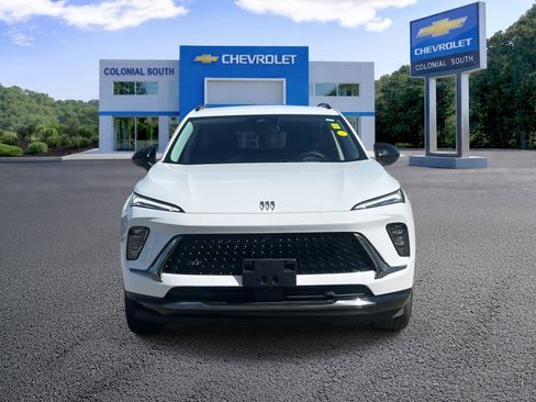 Certified 2025 Buick Envision Sport Touring image 10