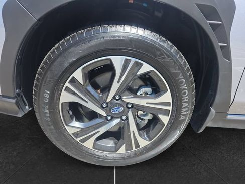 Used 2024 Subaru Crosstrek 2.0i Premium AWD/4WD image 9