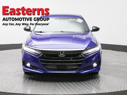 Used 2022 Honda Accord Sport image 2