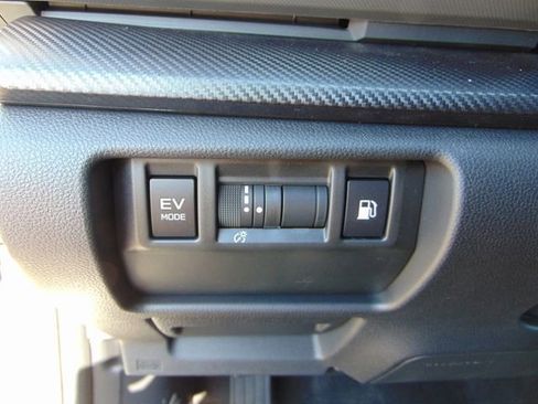 New 2026 Subaru Crosstrek 2.5i Limited w/ Crosstrek Mirror Package AWD/4WD image 19