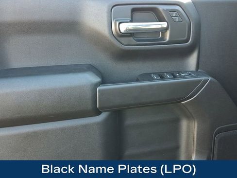 Used 2023 Chevrolet Silverado 1500 Custom Trail Boss w/ LPO, Dark Essentials Package image 17