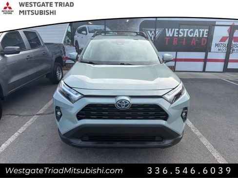Used 2022 Toyota RAV4 XLE Premium AWD/4WD image 2