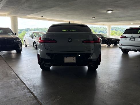 Used 2024 BMW X4 xDrive30i w/ Premium Package AWD/4WD image 9