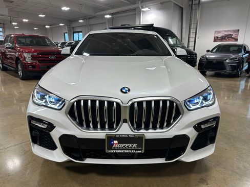 Used 2021 BMW X6 xDrive40i w/ M Sport Package image 2