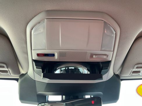 Used 2025 Subaru Ascent Premium image 23