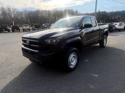 Used 2024 Toyota Tacoma SR RWD image 6