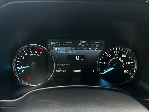 Used 2019 Ford F150 Platinum w/ Trailer Tow Package AWD/4WD image 36
