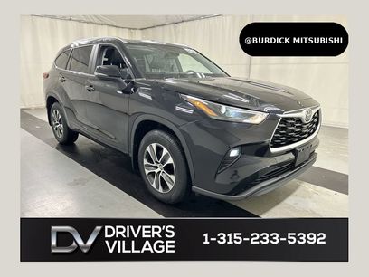Used 2023 Toyota Highlander XLE