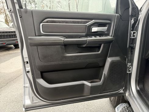 Used 2024 RAM 2500 Big Horn w/ Bed Utility Group image 11