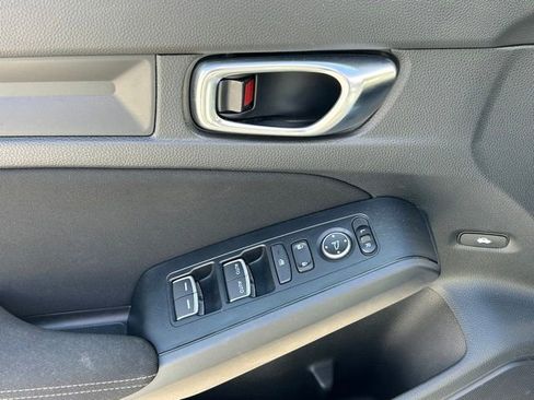 Used 2025 Honda Civic Sport image 19