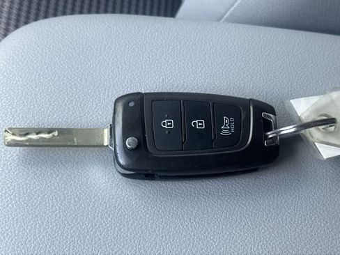 Used 2023 Hyundai Kona SE w/ Cargo Package FWD image 29