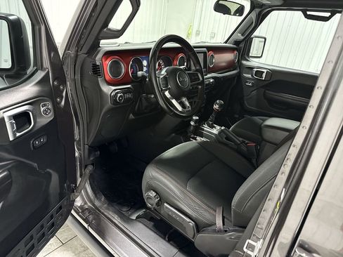 Used 2021 Jeep Wrangler Unlimited Rubicon image 10
