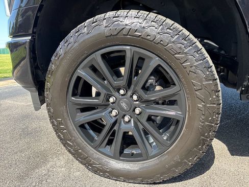 Used 2025 Ford F150 4x4 SuperCrew Platinum w/ Equipment Group 702A High image 63