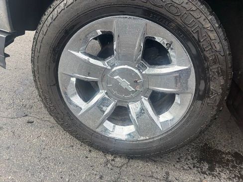 Used 2018 Chevrolet Silverado 1500 LTZ w/ Sport Package image 22