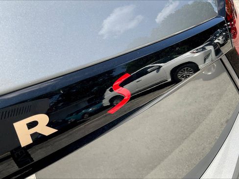 Certified 2025 MINI Cooper S image 9