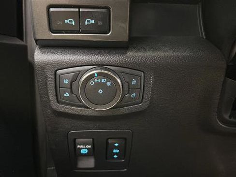 Used 2019 Ford F150 XLT w/ Equipment Group 302A Luxury AWD/4WD image 34