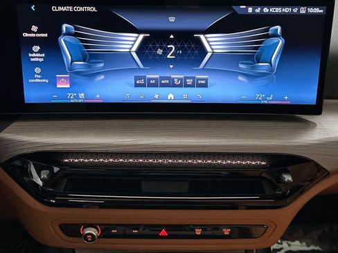 New 2026 BMW 330i Sedan w/ Convenience Package image 20