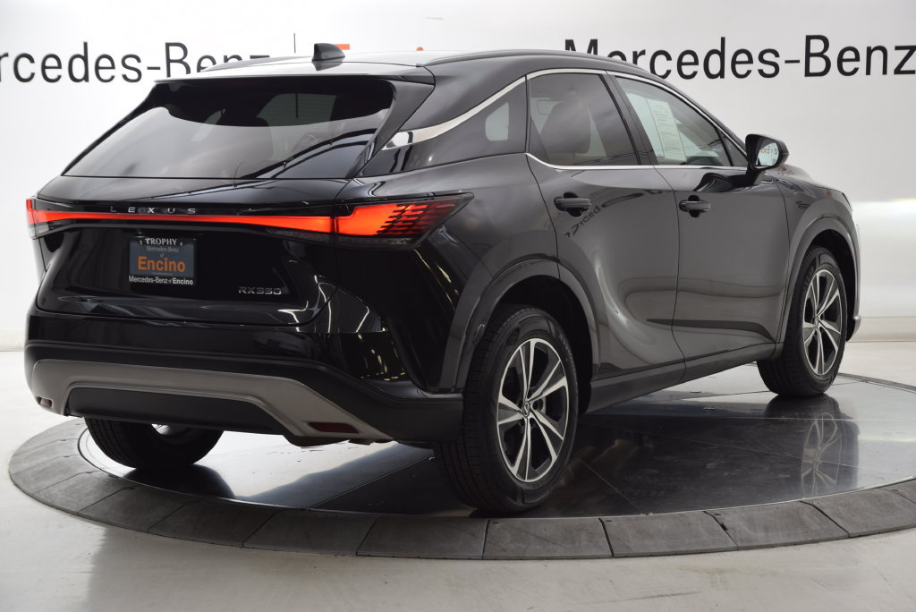 Used 2024 Lexus RX 350 FWD w/ Technology Package image 6
