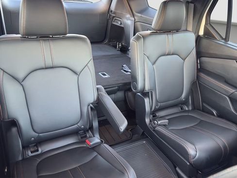 Certified 2024 Honda Pilot TrailSport image 19