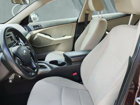 Used 2013 Kia Optima LX FWD image 7