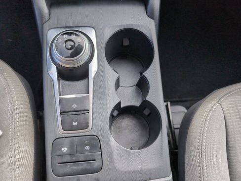 Used 2020 Ford Escape S image 16