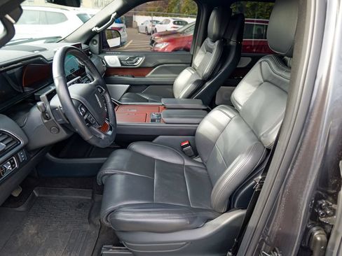Used 2023 Lincoln Navigator L Reserve AWD/4WD image 20