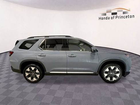 New 2026 Honda Pilot Touring image 2