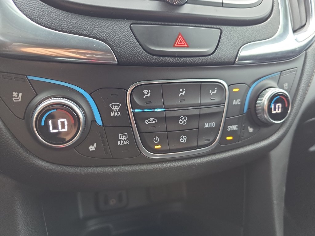 Certified 2018 Chevrolet Equinox Premier FWD image 23