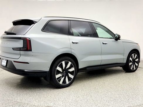 Used 2025 Volvo EX90 Ultra AWD/4WD image 5