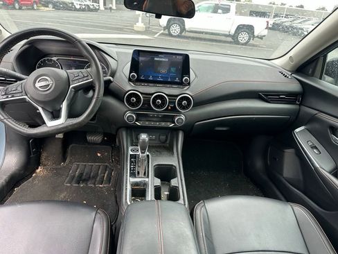 Used 2024 Nissan Sentra SR w/ SR Premium Package FWD image 9