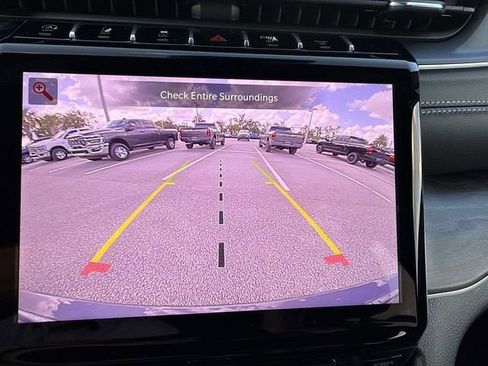 New 2025 Jeep Grand Cherokee Limited w/ Trailer Tow Package image 24