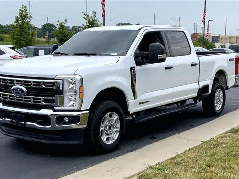 Used 2026 Ford F250 XLT AWD/4WD image 5